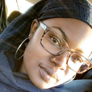 Meet your Posher, Sakima